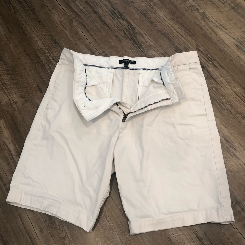 Tan Banana Republic Aiden Short
